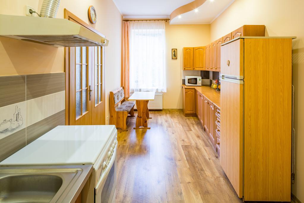 Rynok Square 5 Зі Світлом! Apartment Lviv Luaran gambar